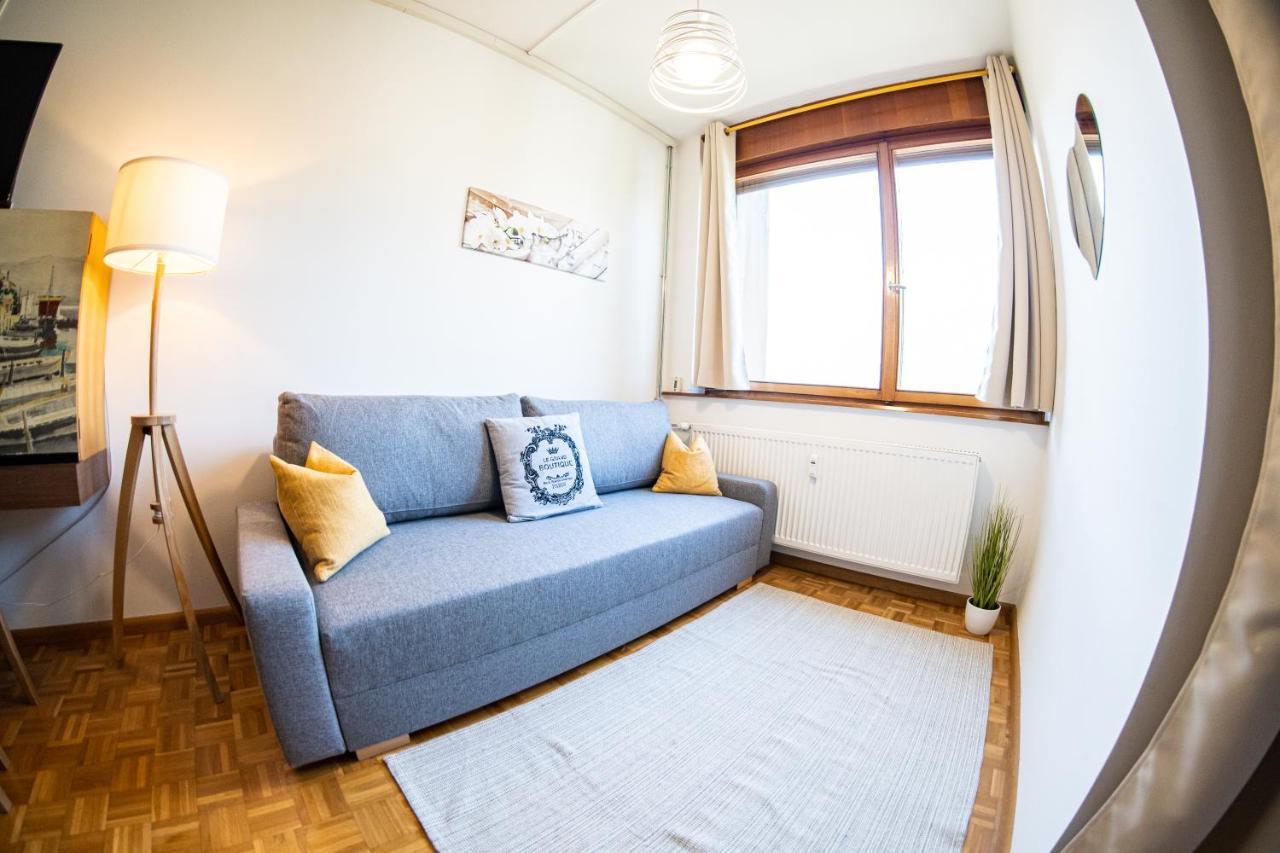 Flow Apartments Winkel Atelier Meran Exterior foto